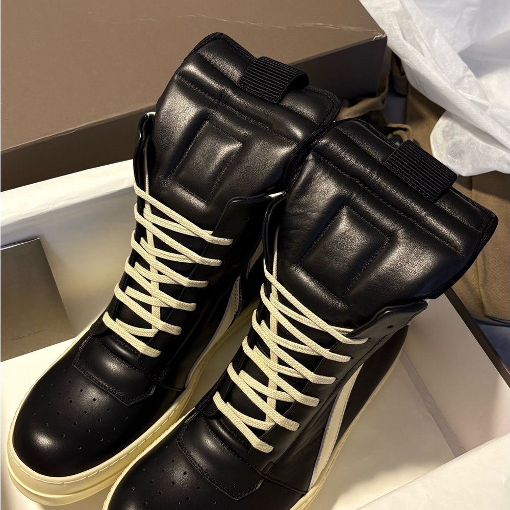 Rick Owens GEOBASKETS Black High-Top Leather Sneakers with Cream Laces